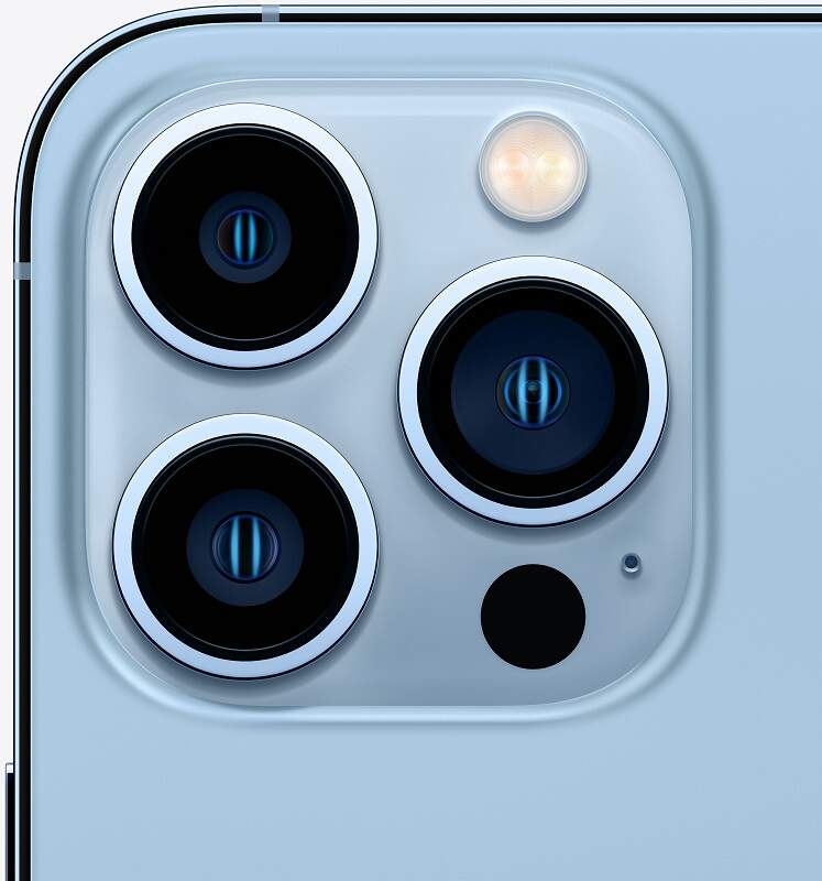 iPhone 13 Pro Max camera
