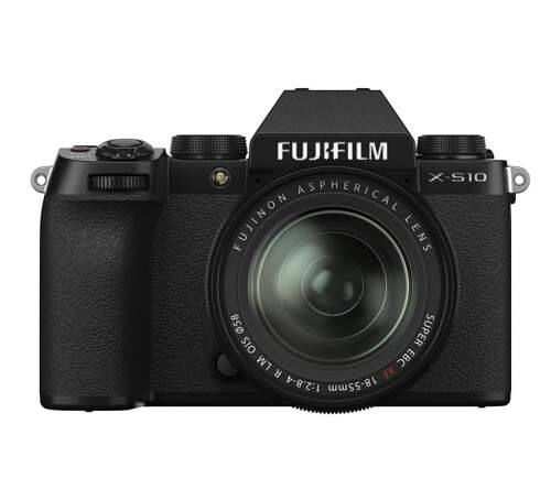Fujifilm X-S10 +  XF 18-55 mm f/2.8-4 R LM IOS